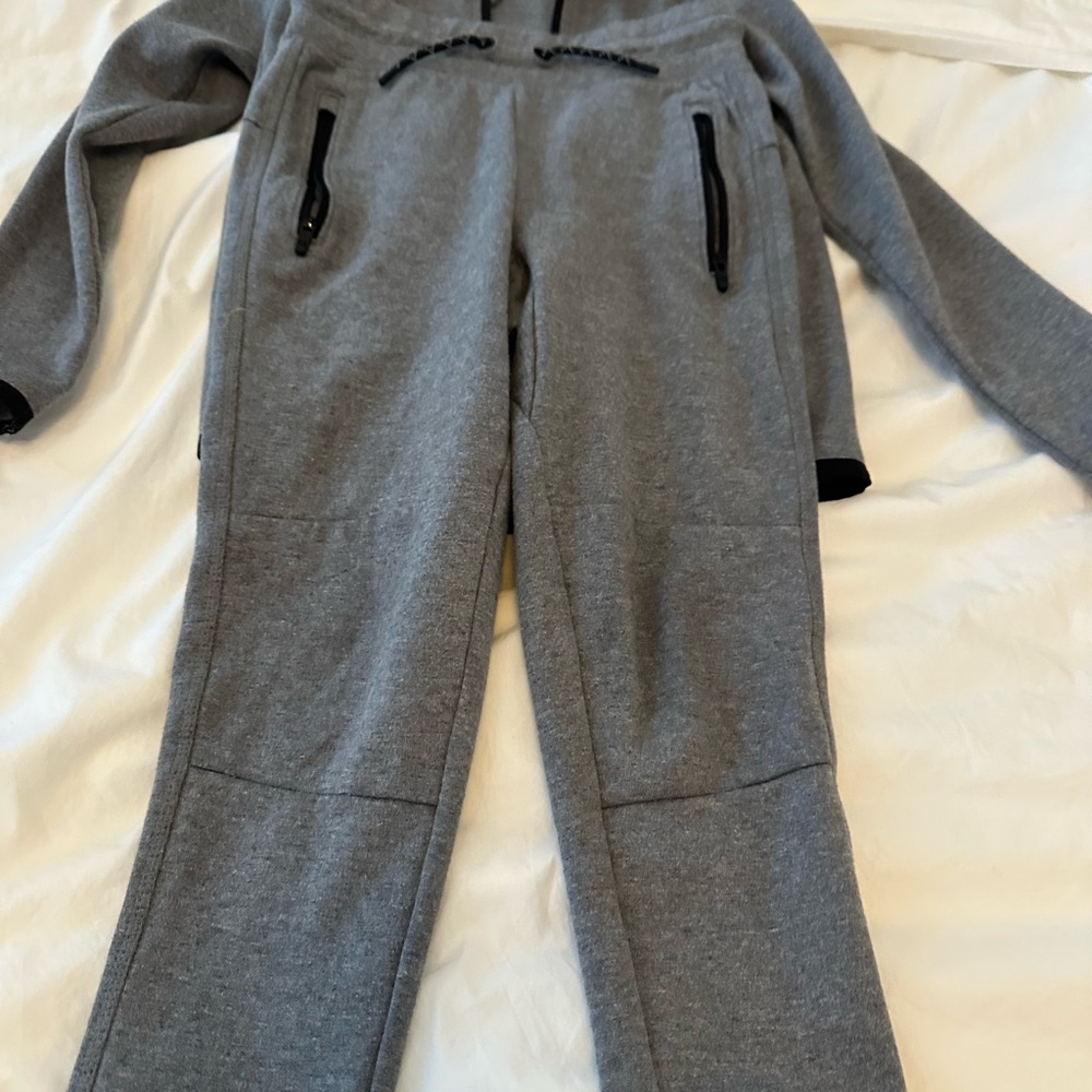 GAP Kids Charcoal Gray Jacket and Pants Set - Picture 6 of 8